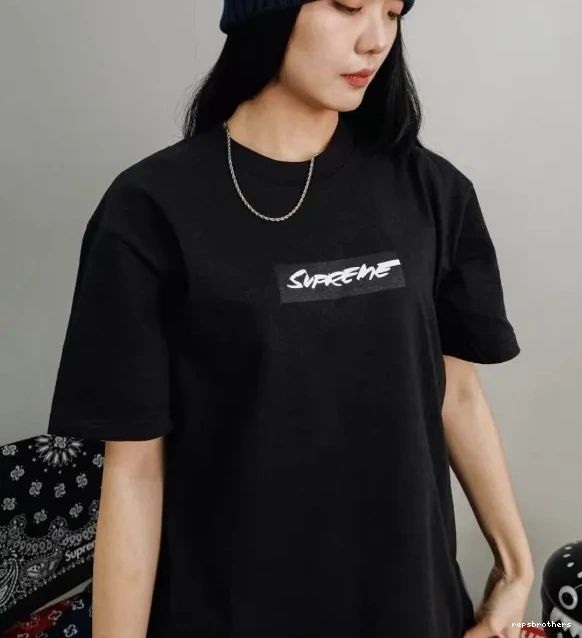 Black Tee M Futura White Box S L 24SS and Logo XL 0705